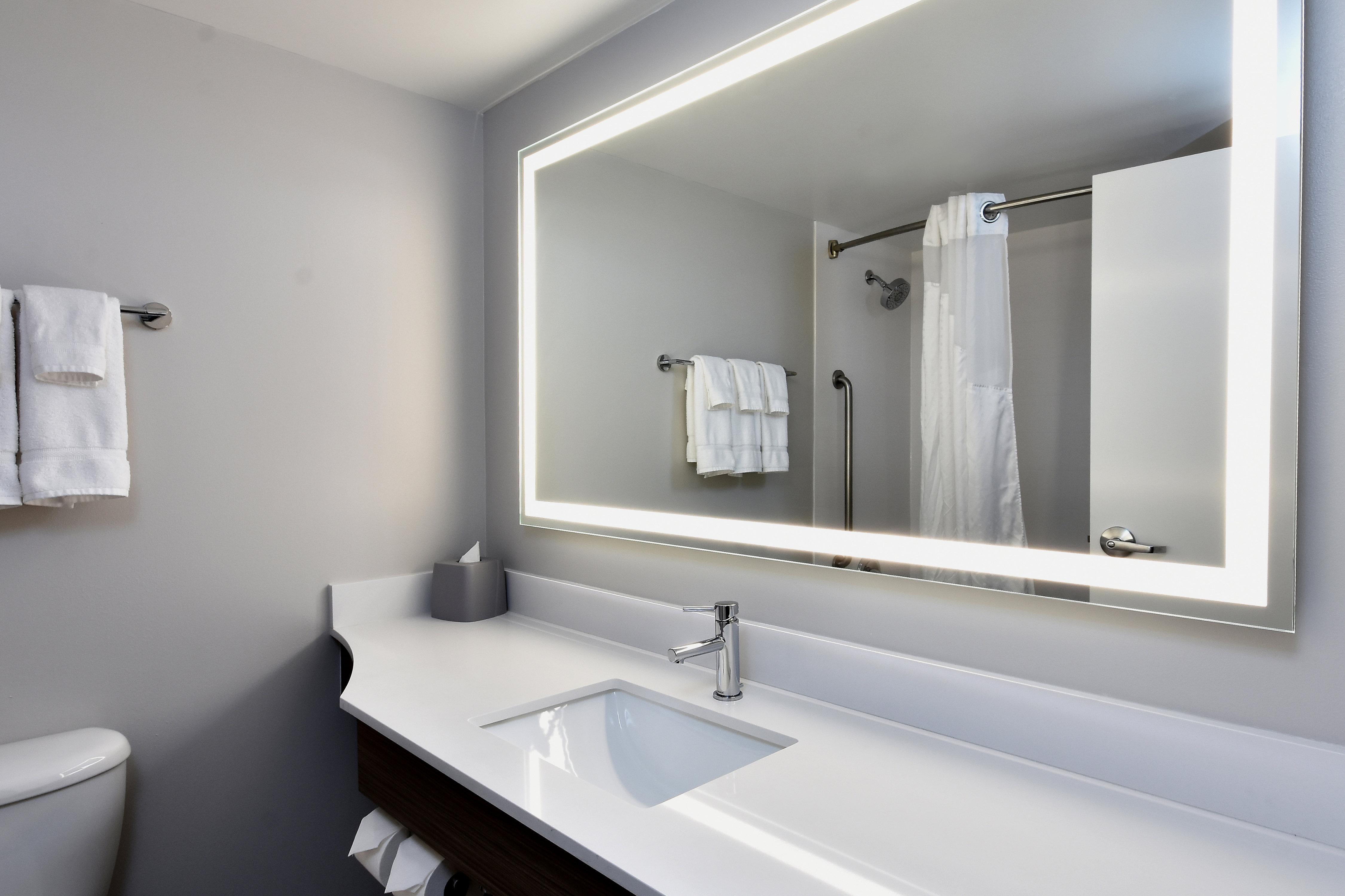 Holiday Inn Express Richmond I-64 Short Pump Area By Ihg Innsbrook Exterior photo